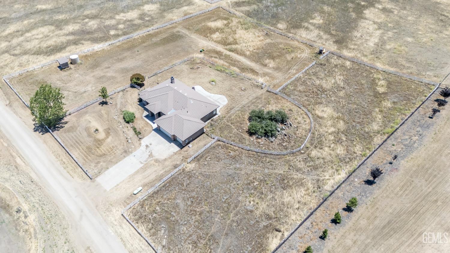 Undisclosed Address Tehachapi, CA 93561 - Photo 17 of 39
