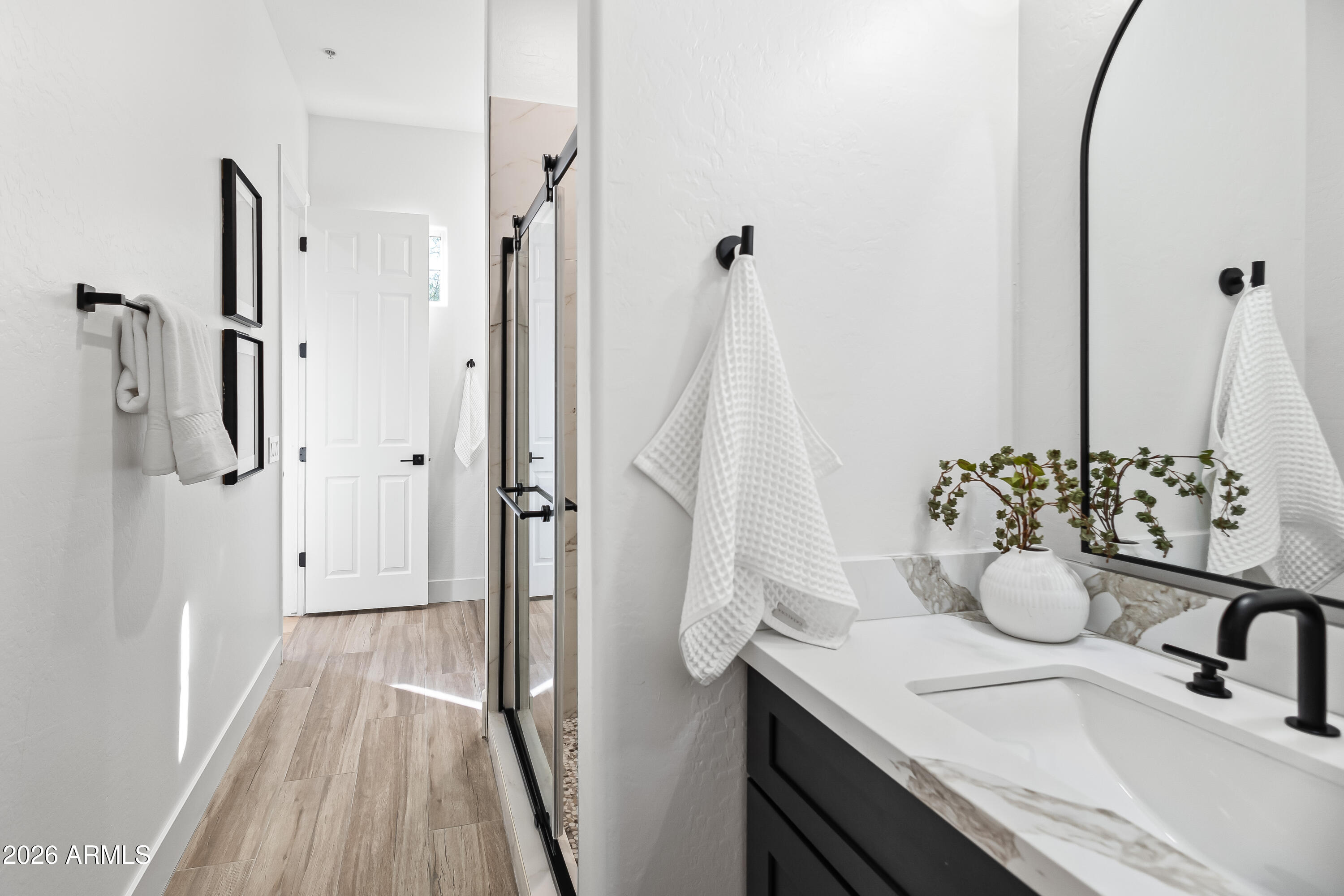 9279 East Mountain Spring Road Scottsdale, AZ 85255 - Photo 20 of 31 Interior (6 of 27)