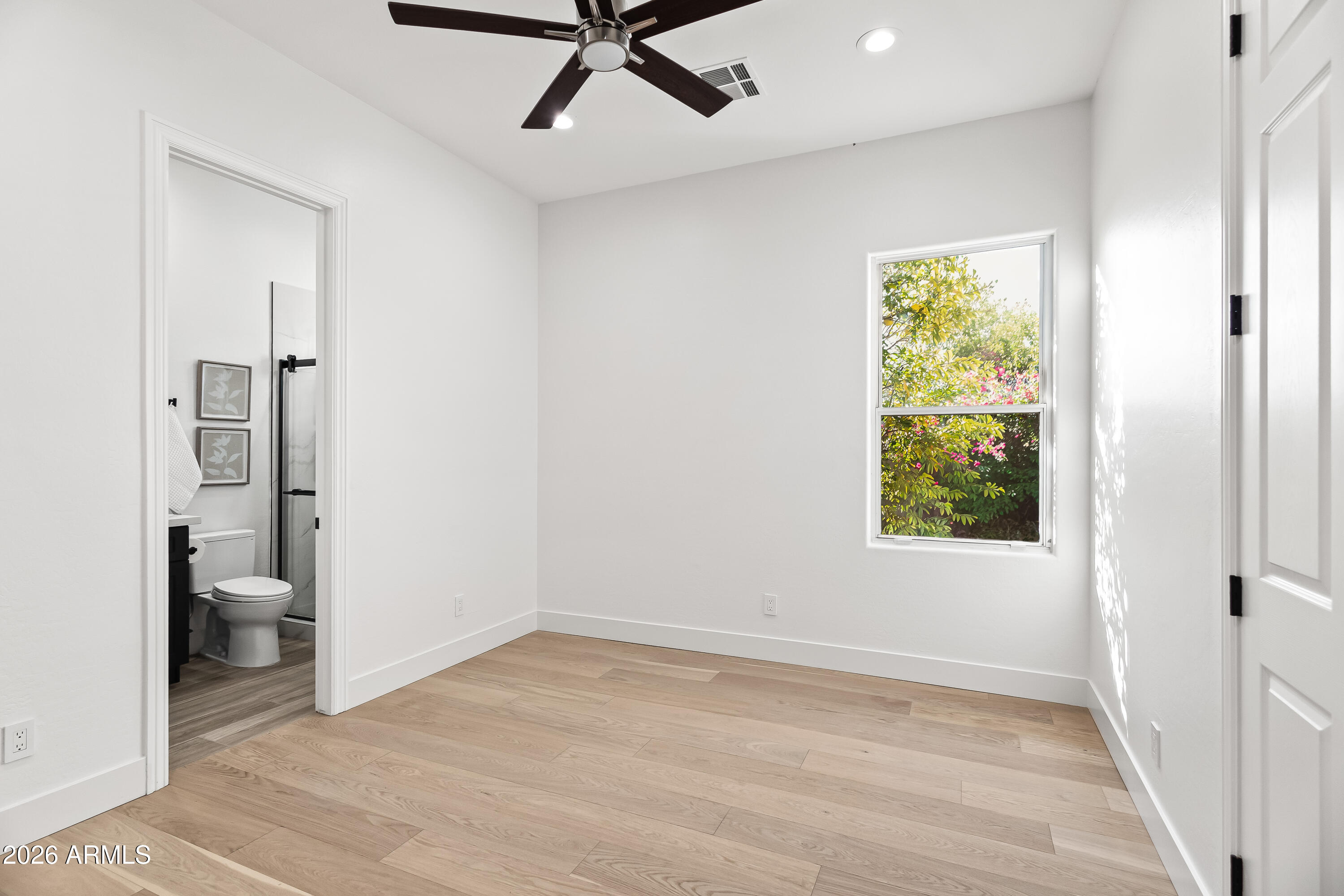 9279 East Mountain Spring Road Scottsdale, AZ 85255 - Photo 23 of 31 Interior (8 of 27)