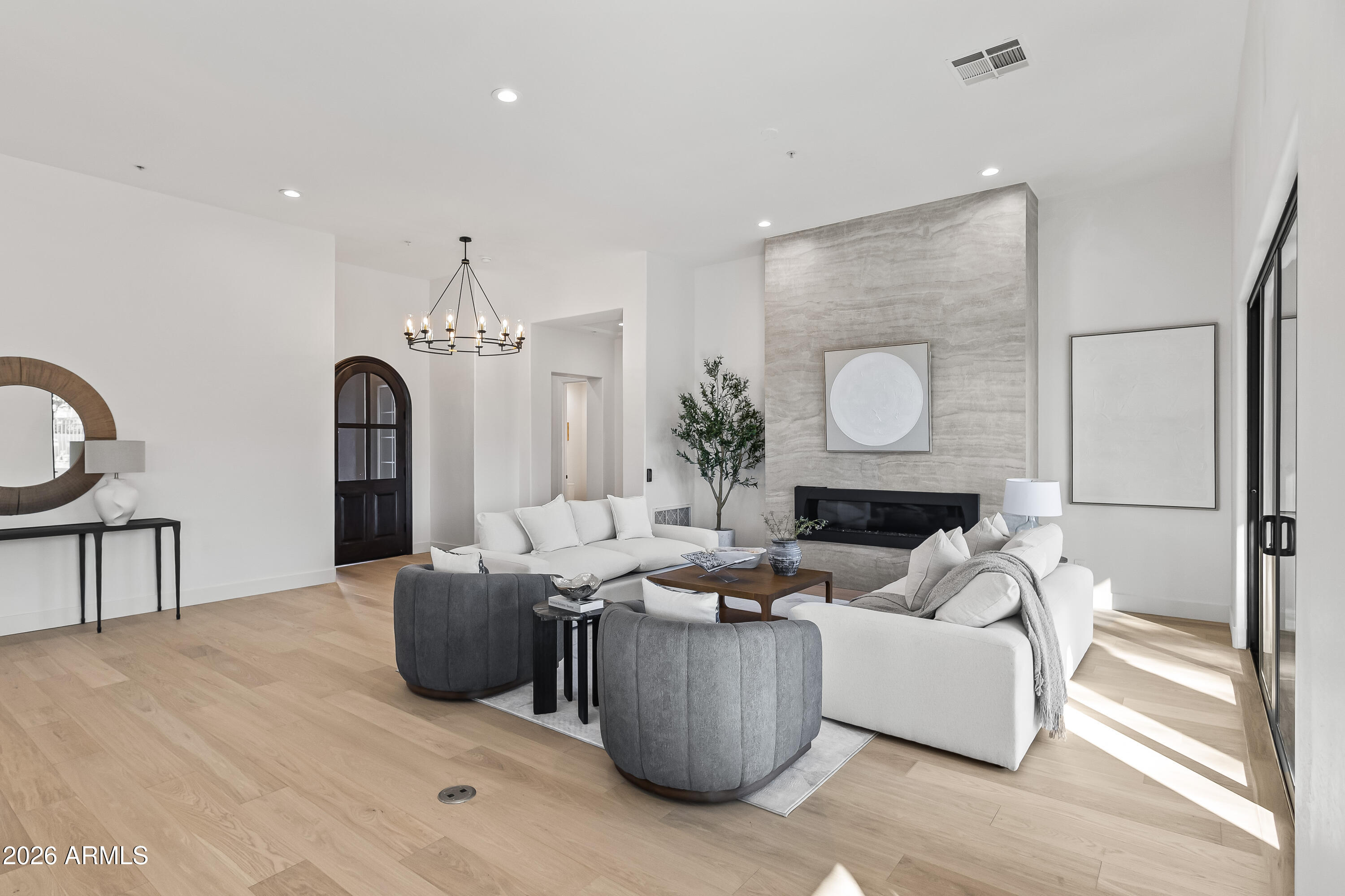 9279 East Mountain Spring Road Scottsdale, AZ 85255 - Photo 4 of 31 Interior (19 of 27)