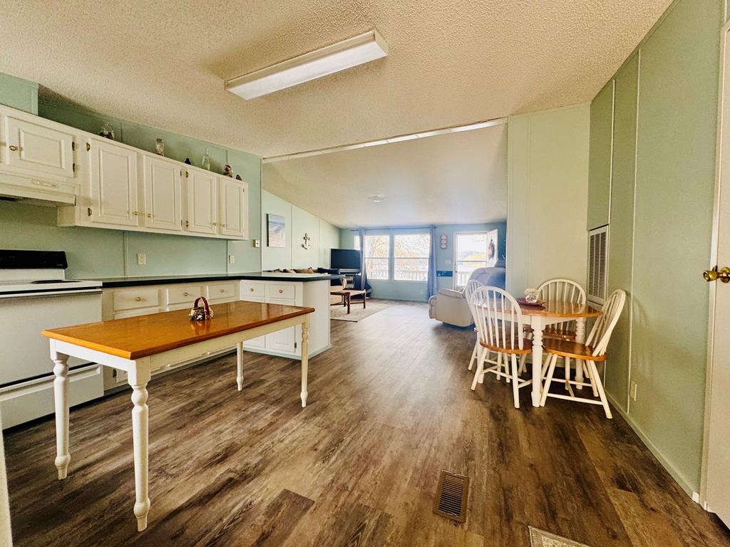 404 Camel Road Iva, SC 29655 - Photo 15 of 50