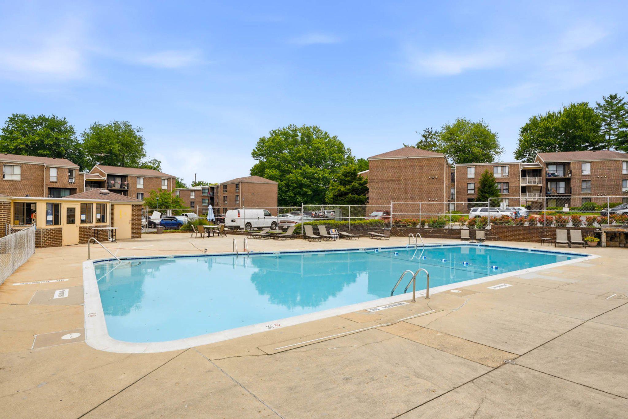 17816 Buehler Road, Unit 1B1 164 Olney, MD 20832 - Photo 26 of 29 Community pool.