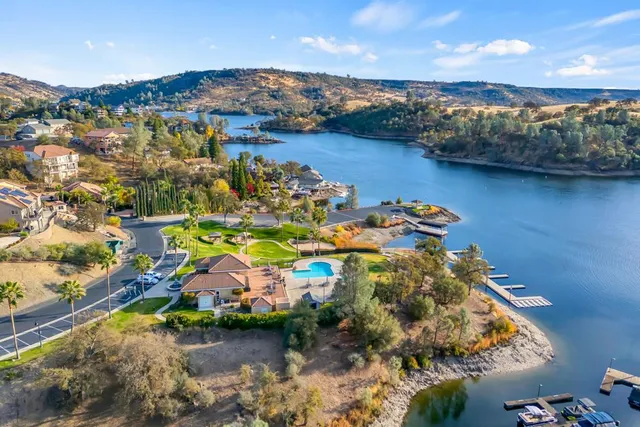 $675,000 | 299 Calypso Beach Drive, Unit B, Copperopolis, CA 95228