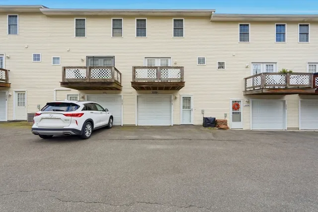 $249,900 | 3078 South Main Street, Unit B, Bondsville, MA 01009