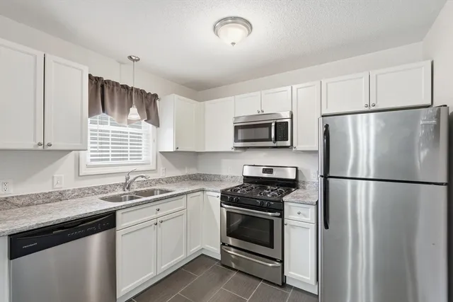 $249,900 | 3078 South Main Street, Unit B, Bondsville, MA 01009