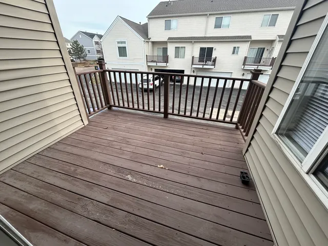 $2,650 | 103 Enclave Circle, Unit C, Bolingbrook, IL 60440