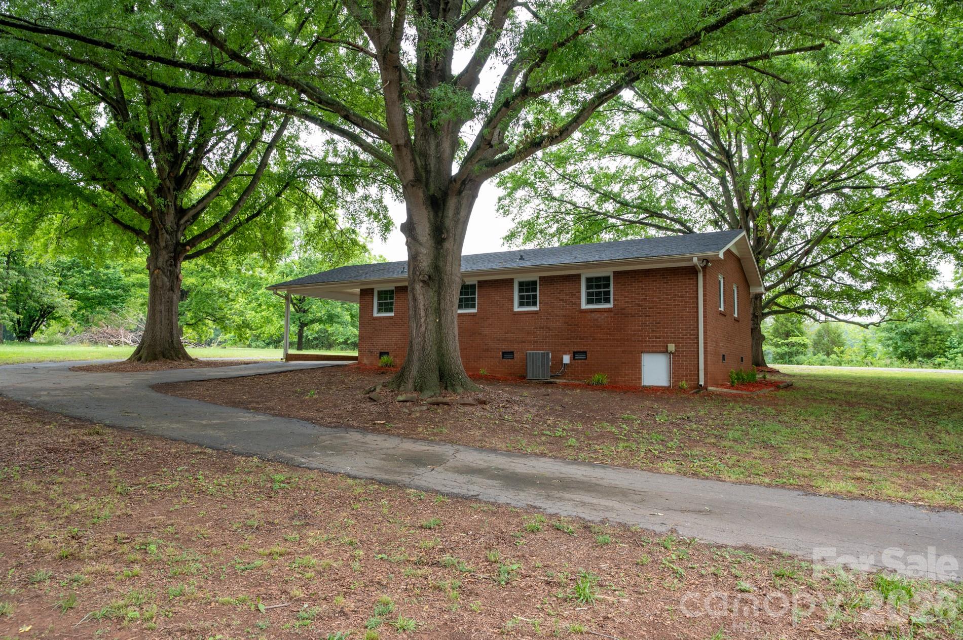 360 Trexler Loop Salisbury, NC 28144 - Photo 6 of 33