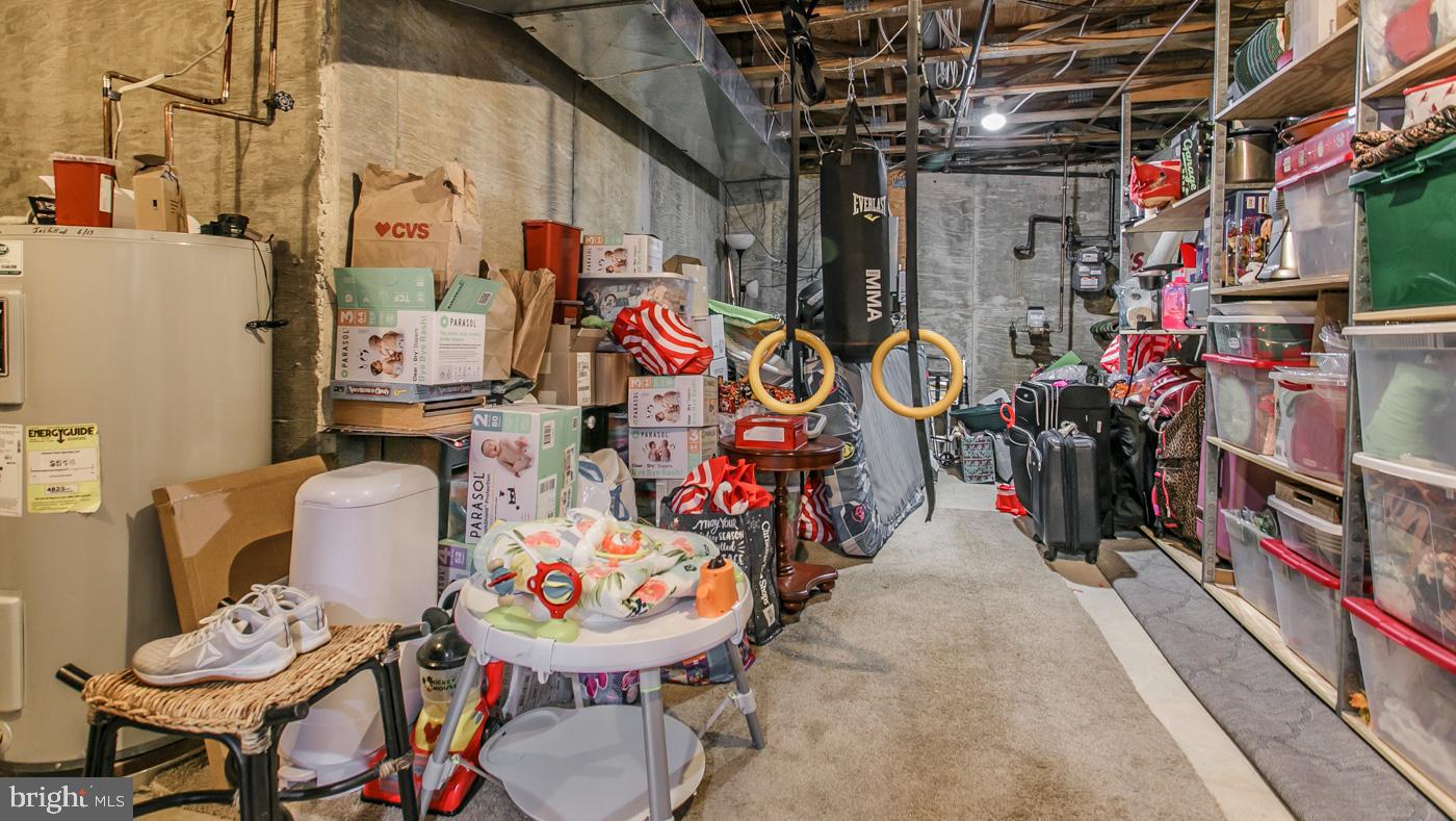 278 Ripka Street Philadelphia, PA 19127 - Photo 25 of 30 a view of art shop