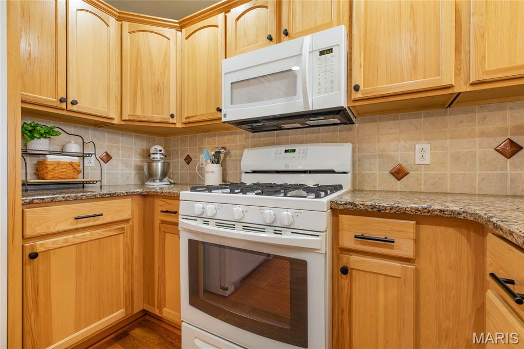 109 Spruce Court Brighton, IL 62012 - Photo 23 of 52