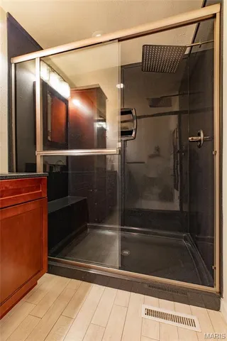 $295,000 | 109 Spruce Court, Brighton, IL 62012