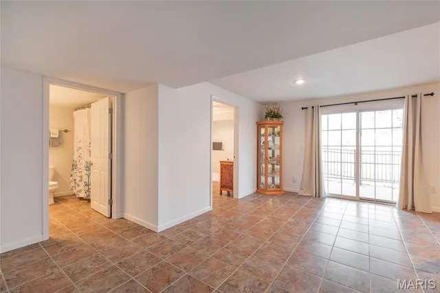 $295,000 | 109 Spruce Court, Brighton, IL 62012