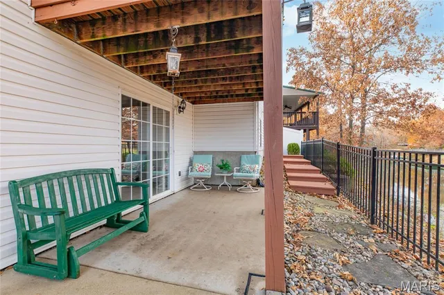 $295,000 | 109 Spruce Court, Brighton, IL 62012