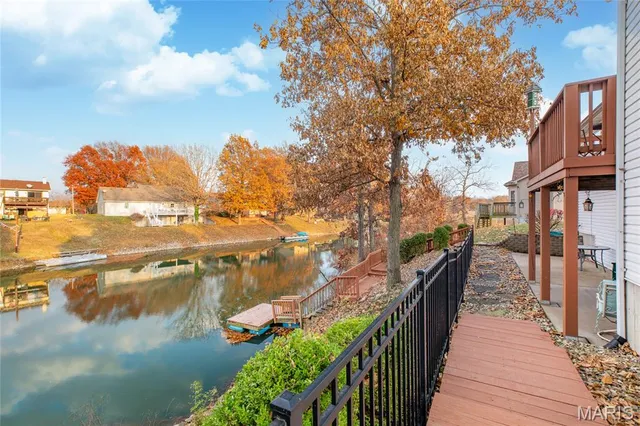 $295,000 | 109 Spruce Court, Brighton, IL 62012