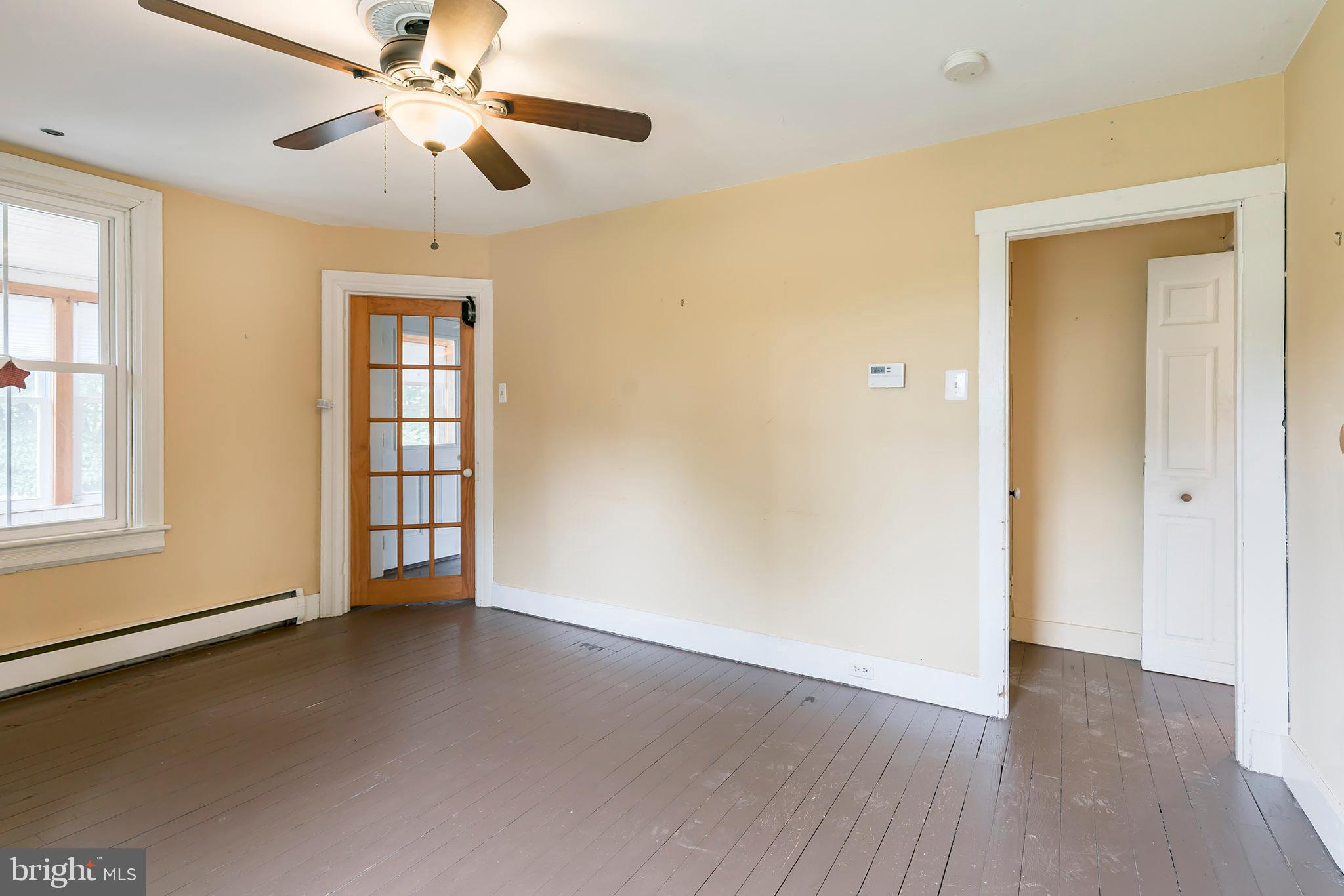 263 Peach Bottom Road Peach Bottom, PA 17563 - Photo 24 of 49 Living room b