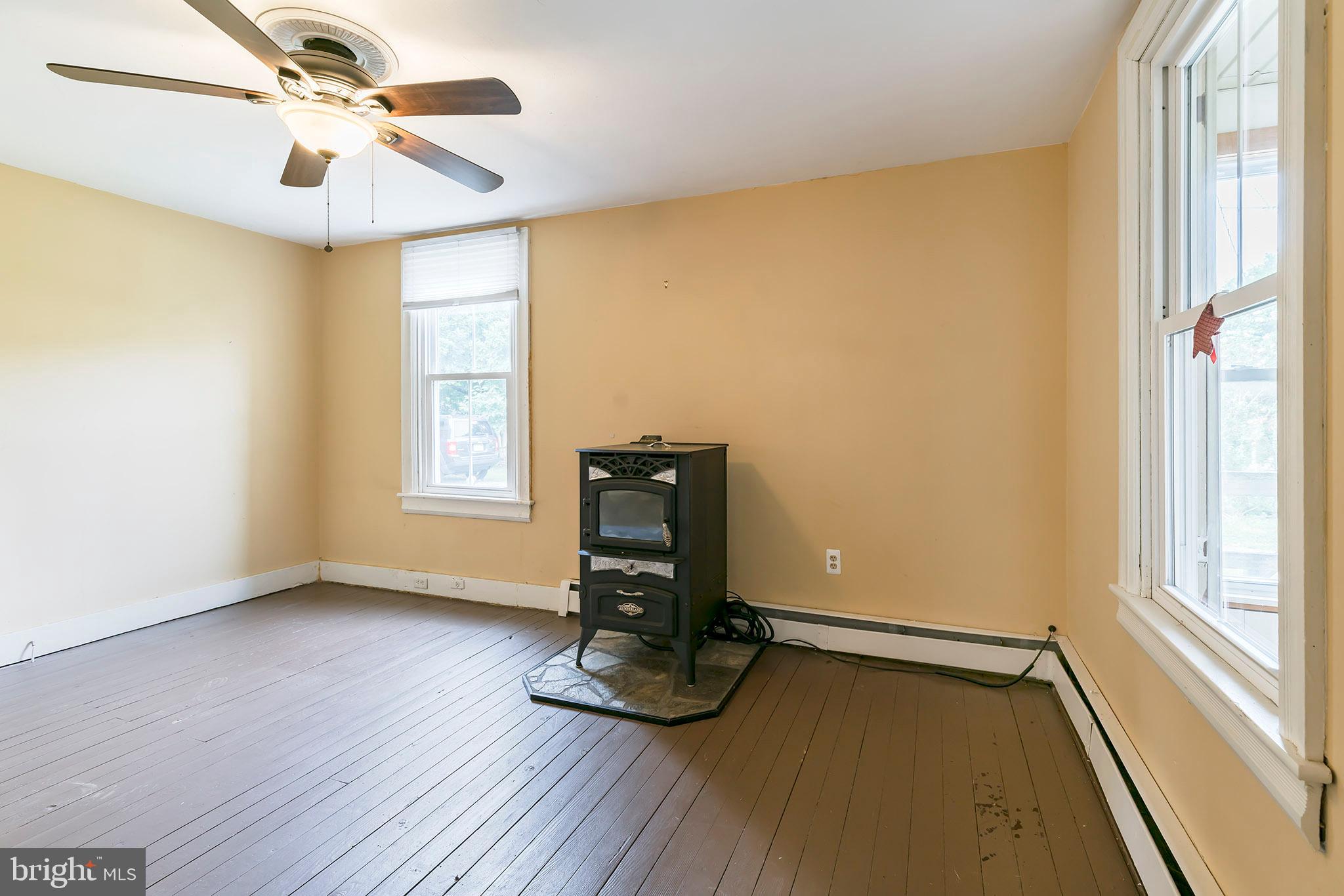 263 Peach Bottom Road Peach Bottom, PA 17563 - Photo 25 of 49 Living room a