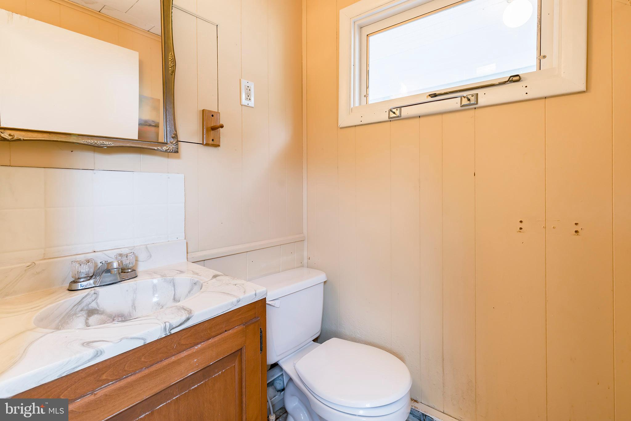 263 Peach Bottom Road Peach Bottom, PA 17563 - Photo 31 of 49 Powder room a