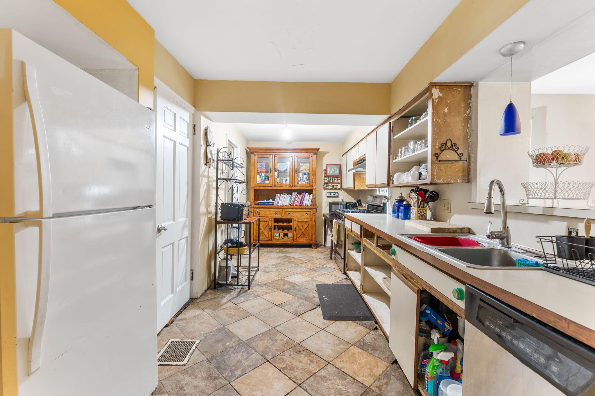 2909 Bryden Road Columbus, OH 43209 - Photo 16 of 52 large-0197cac7-a61c-73dd-aeae-bd50cc0ad7