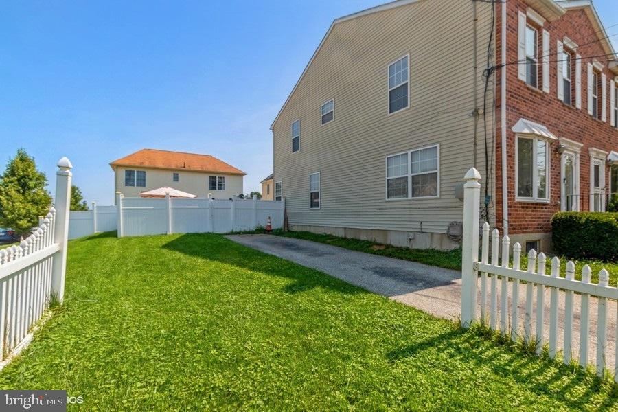 2729 Willits Road Philadelphia, PA 19114 - Photo 16 of 16 Gallery Image 16