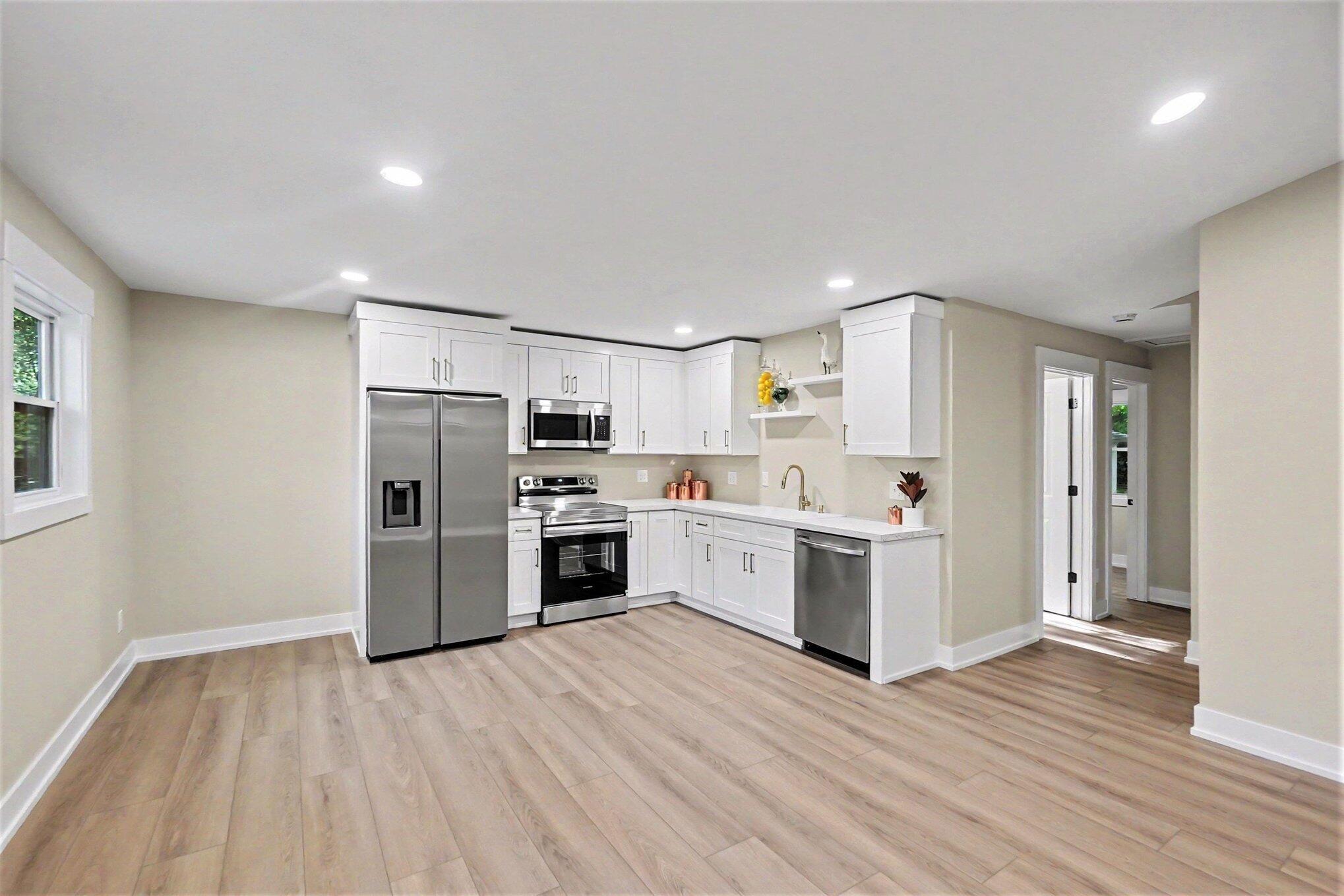 9751 Silver Lake Road Mears, MI 49436 - Photo 15 of 24 016_file_1112