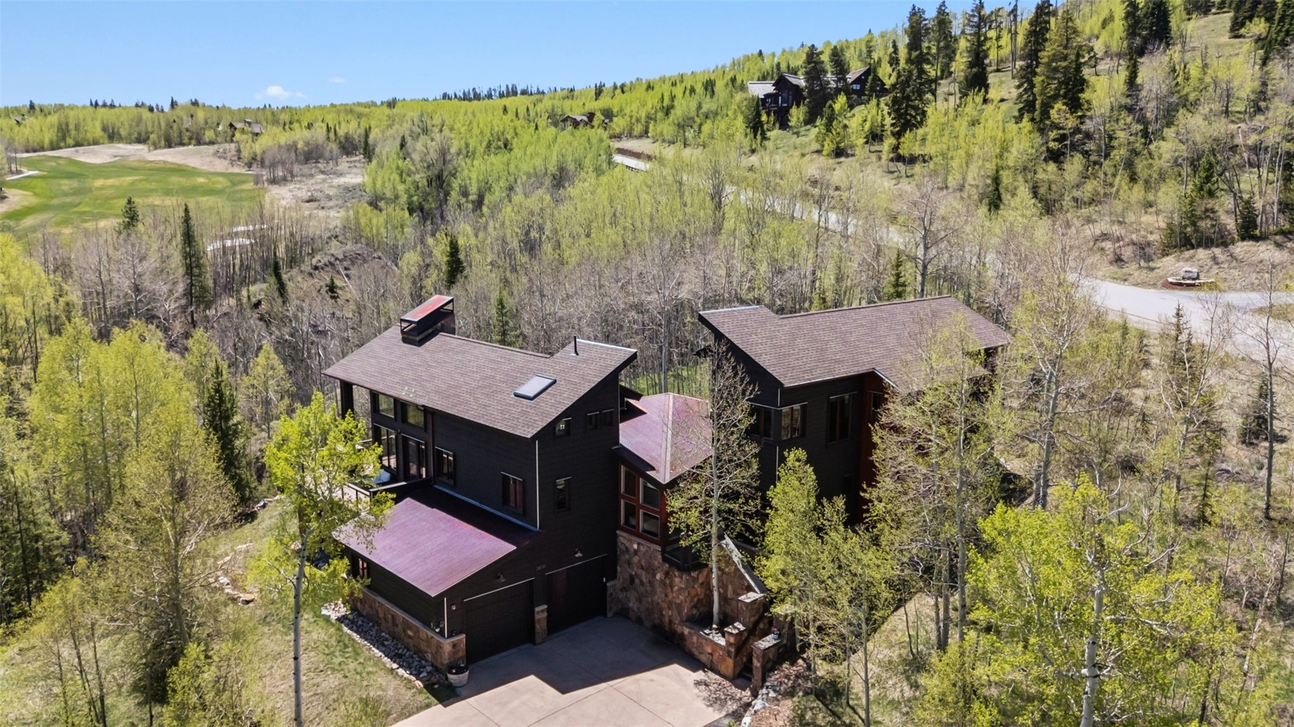 2800 Hunter's Knob Road Silverthorne, CO 80498 - Photo 35 of 37 an aerial view of a house with a yard