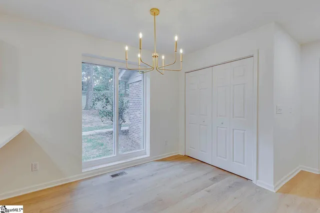 $389,000 | 104 Stone Hedge Court, Easley, SC 29642