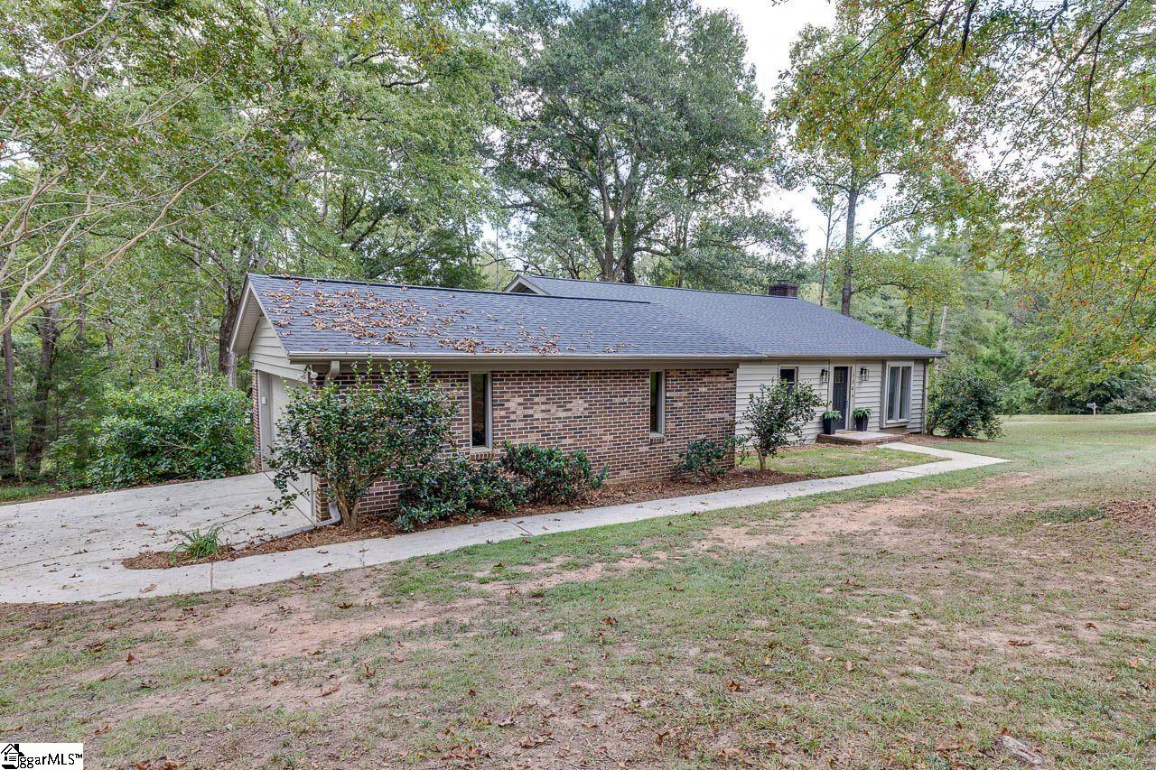 104 Stone Hedge Court Easley, SC 29642 - Photo 2 of 35