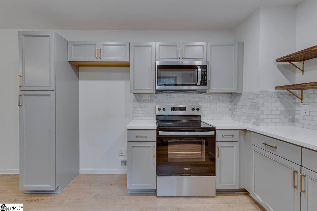 104 Stone Hedge Court Easley, SC 29642 - Photo 8 of 35