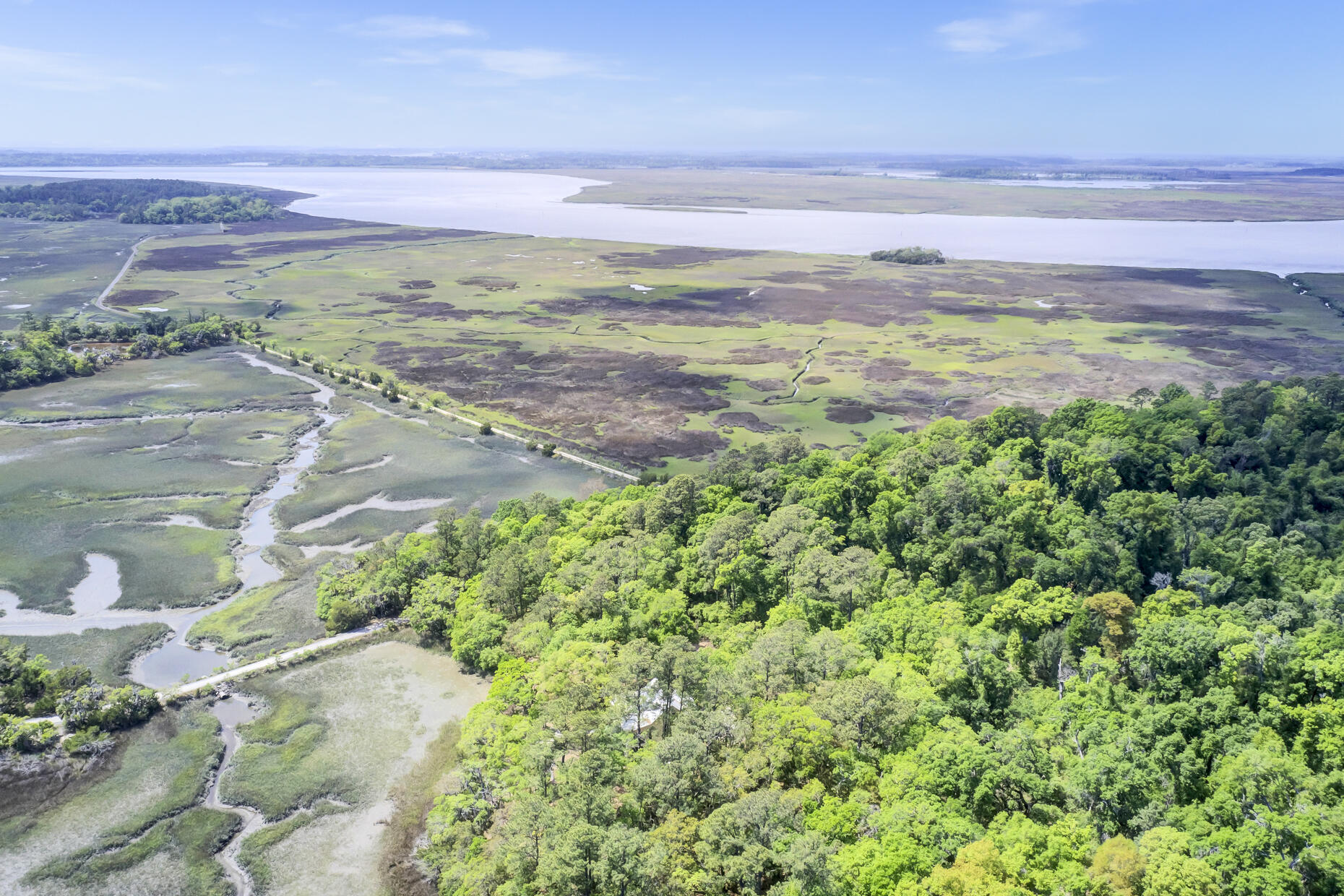 8723 Raccoon Island Rd - Edisto Island
