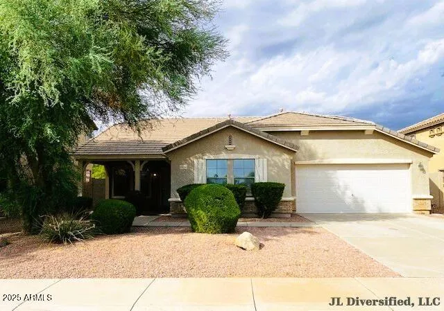 $2,200 | 6914 South Opal Drive, Chandler, AZ 85249