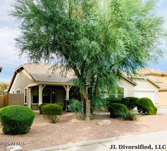 $2,200 | 6914 South Opal Drive, Chandler, AZ 85249