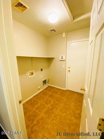 $2,200 | 6914 South Opal Drive, Chandler, AZ 85249