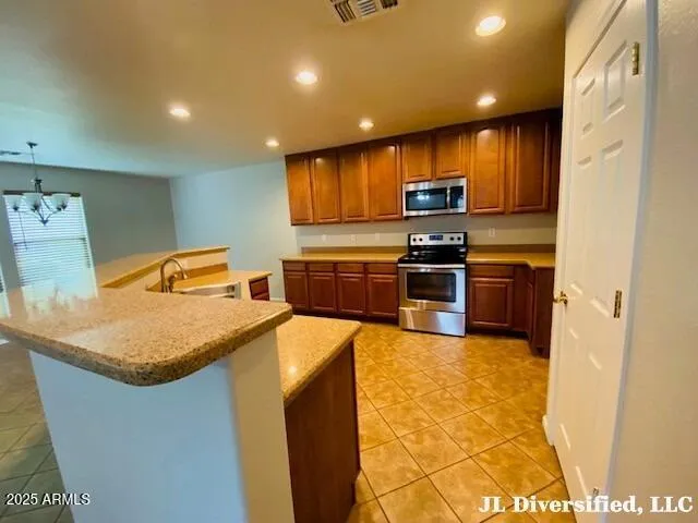 $2,200 | 6914 South Opal Drive, Chandler, AZ 85249