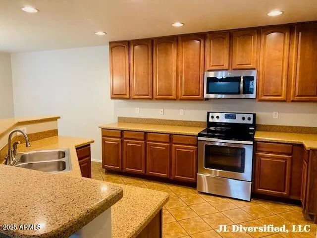 $2,200 | 6914 South Opal Drive, Chandler, AZ 85249