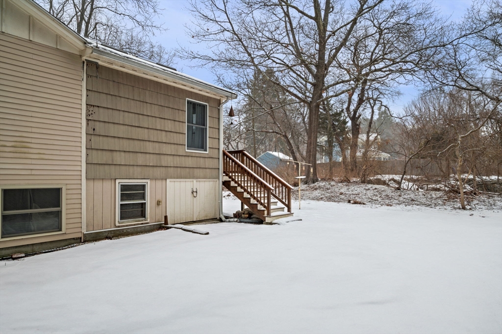 90 Topsfield Road Ipswich, MA 01938 - Photo 36 of 37