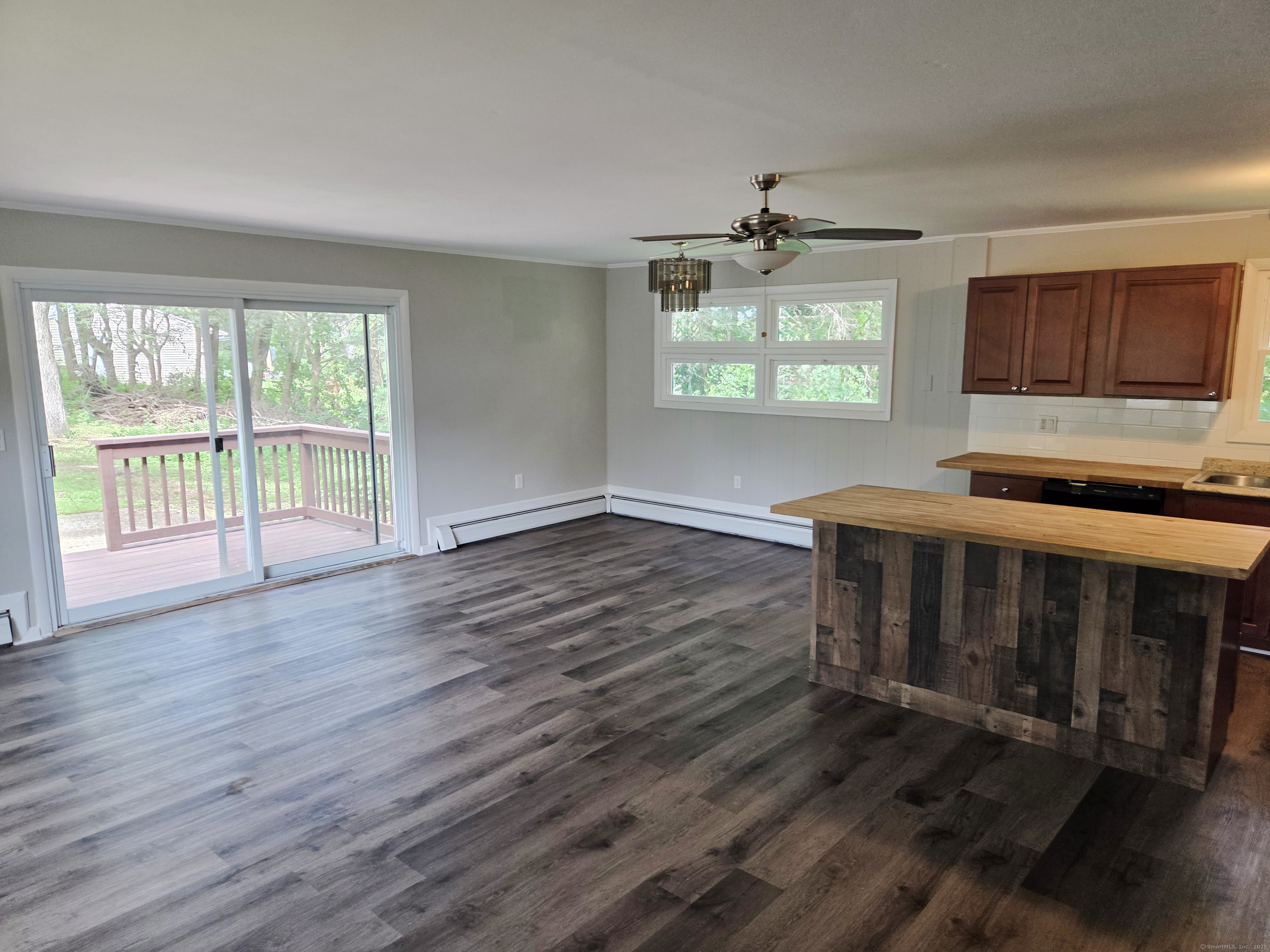 2 Andrea Avenue Wolcott, CT 06716 - Photo 4 of 16