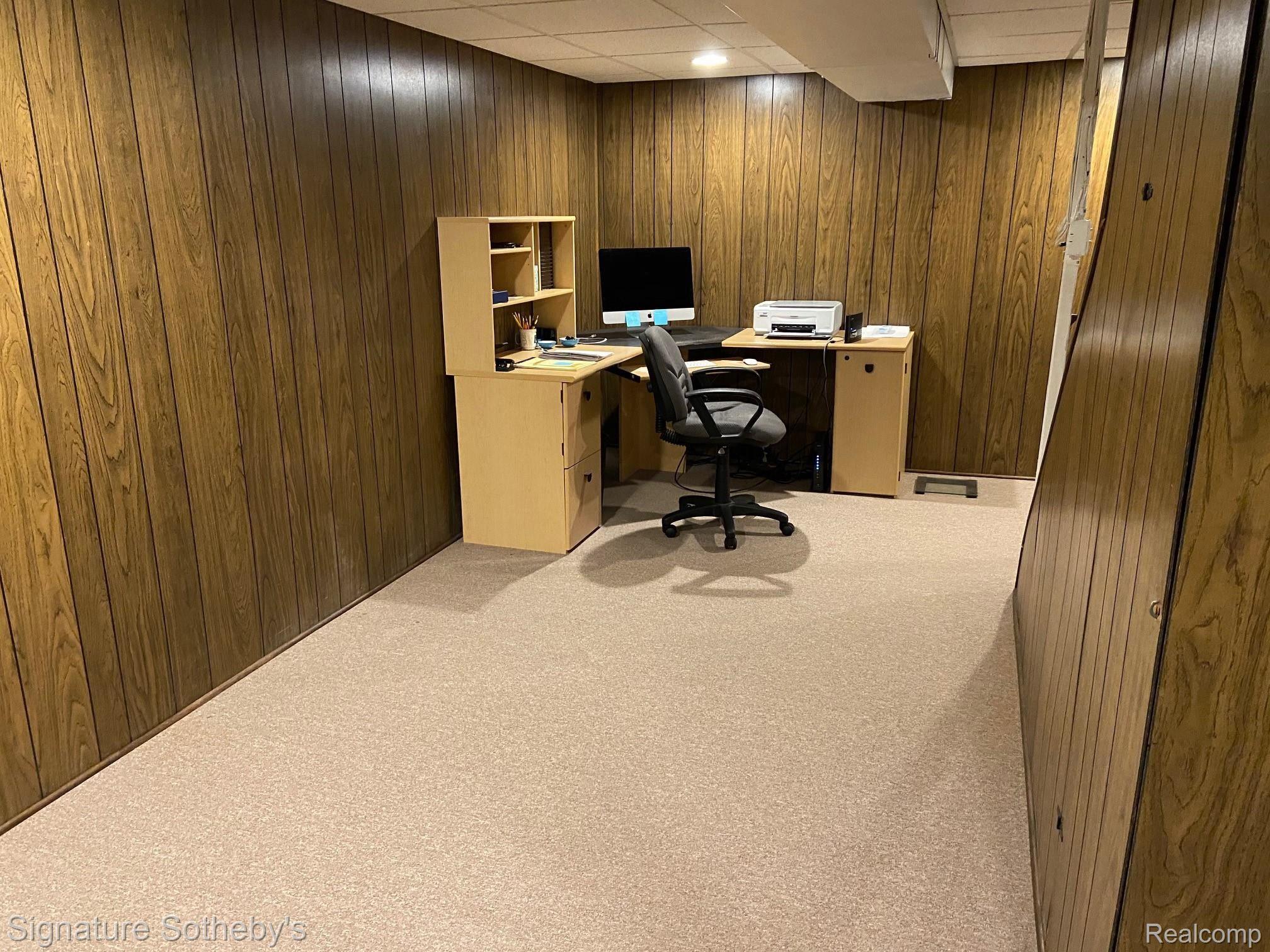 31445 Old Cannon Road Franklin, MI 48025 - Photo 32 of 42 27.jpg