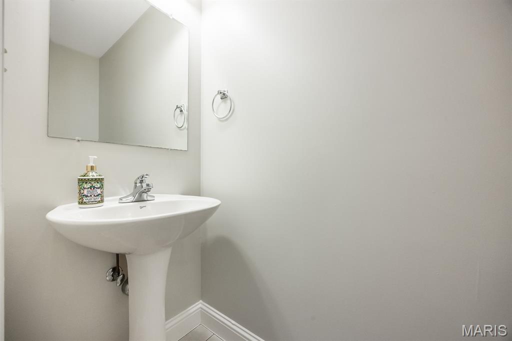 707 Wheatfield Road O'Fallon, IL 62269 - Photo 20 of 43 Gallery Image 20