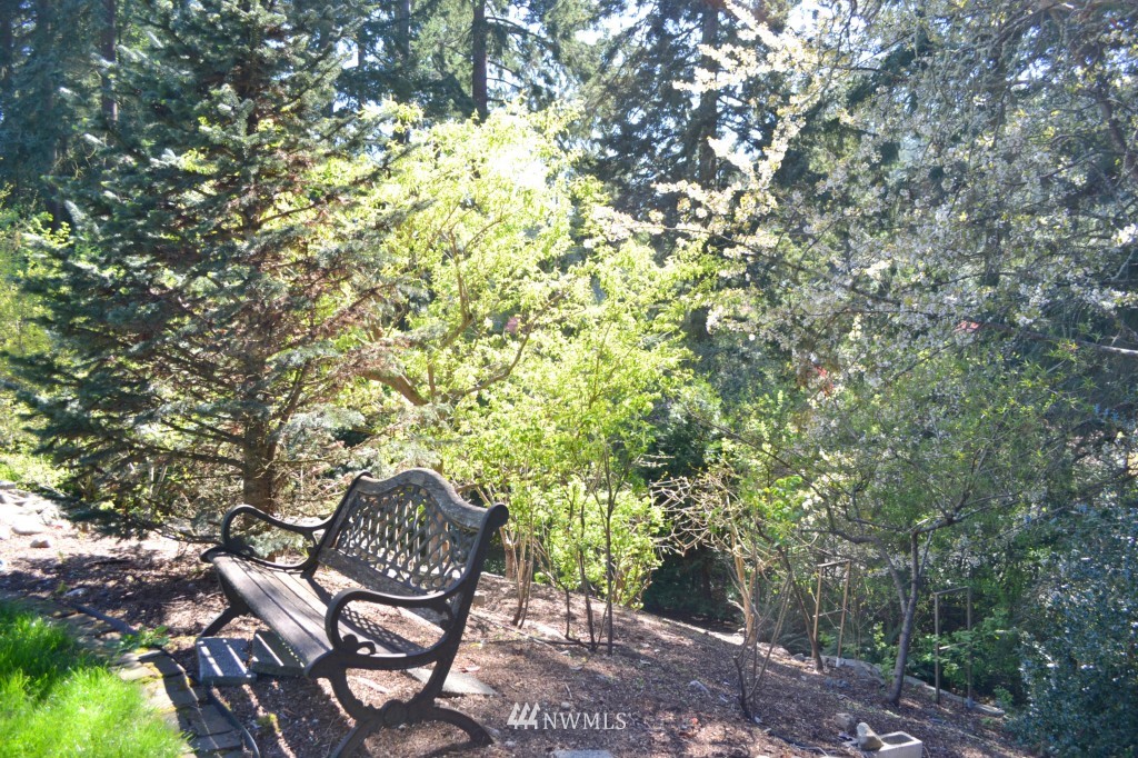 9828 232nd Street Southwest Edmonds, WA 98020 - Photo 23 of 25 Gallery Image 23