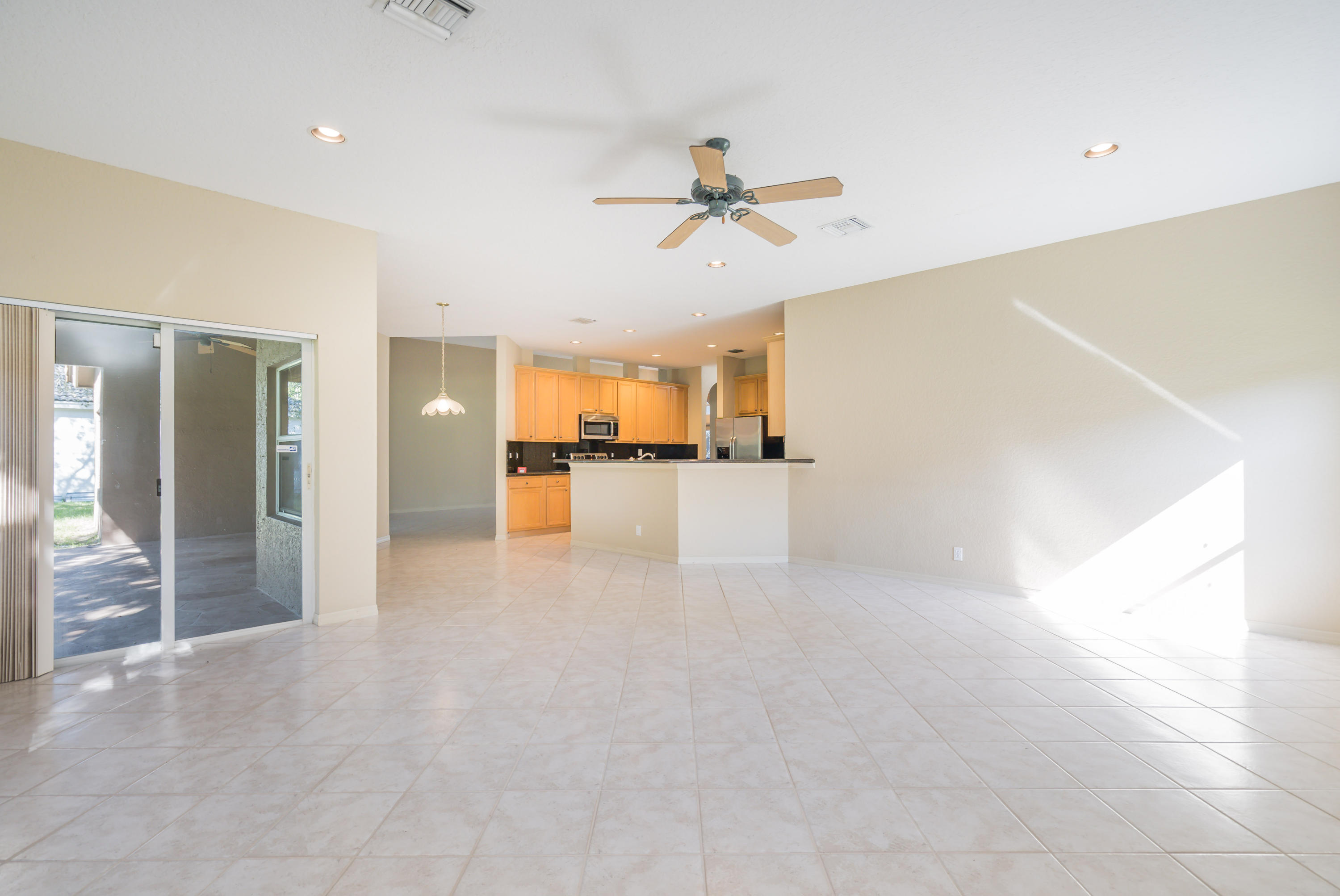 11260 Edgewater Circle Wellington, FL 33414 - Photo 27 of 43 027