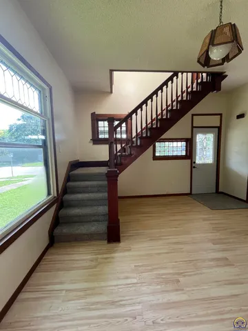 $144,000 | 500 South 4th Street, Burlington, KS 66839