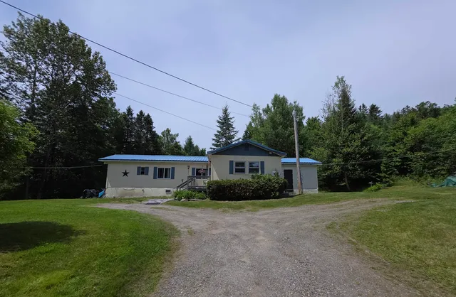 $130,000 | 23 East Colebrook Road, Colebrook, NH 03576