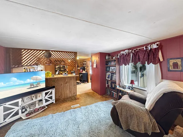 $130,000 | 23 East Colebrook Road, Colebrook, NH 03576