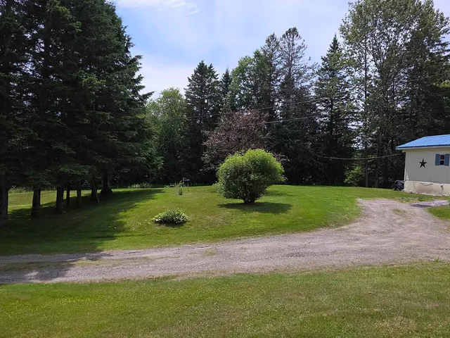 $130,000 | 23 East Colebrook Road, Colebrook, NH 03576