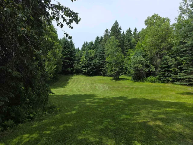 $130,000 | 23 East Colebrook Road, Colebrook, NH 03576