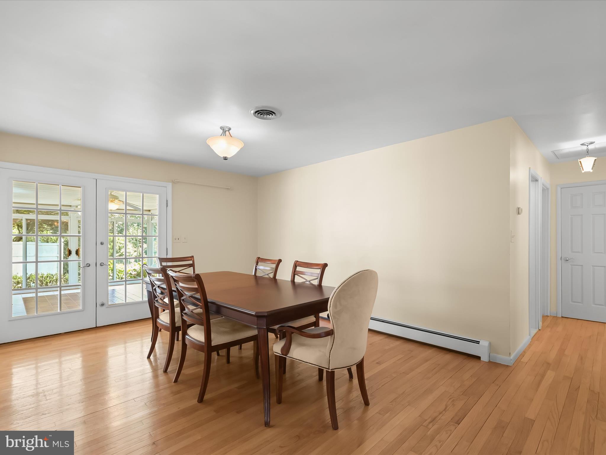 3835 Rinehart Road Westminster, MD 21158 - Photo 8 of 58 Dining Room