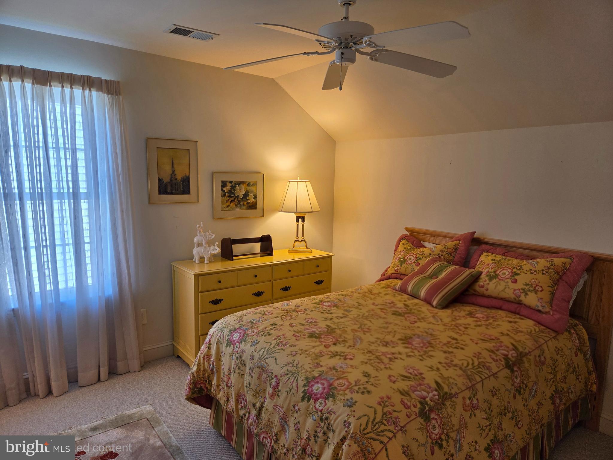 13872 Crabtree Way Gainesville, VA 20155 - Photo 19 of 33 Bedroom #3 ensuite