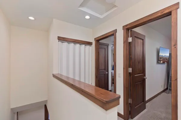 $1,699,000 | 125 Lakeview Boulevard, Unit 5, Mammoth Lakes, CA 93546