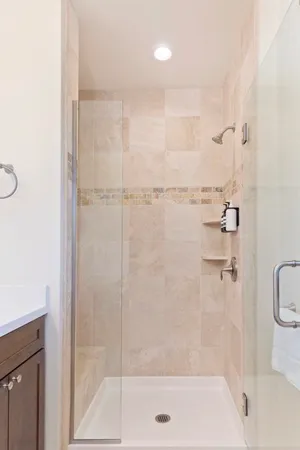 $1,699,000 | 125 Lakeview Boulevard, Unit 5, Mammoth Lakes, CA 93546
