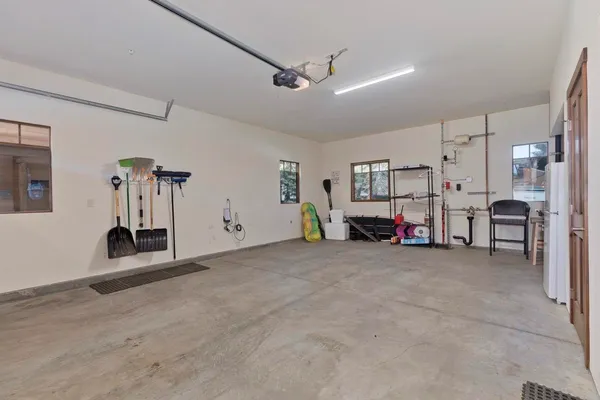 $1,699,000 | 125 Lakeview Boulevard, Unit 5, Mammoth Lakes, CA 93546