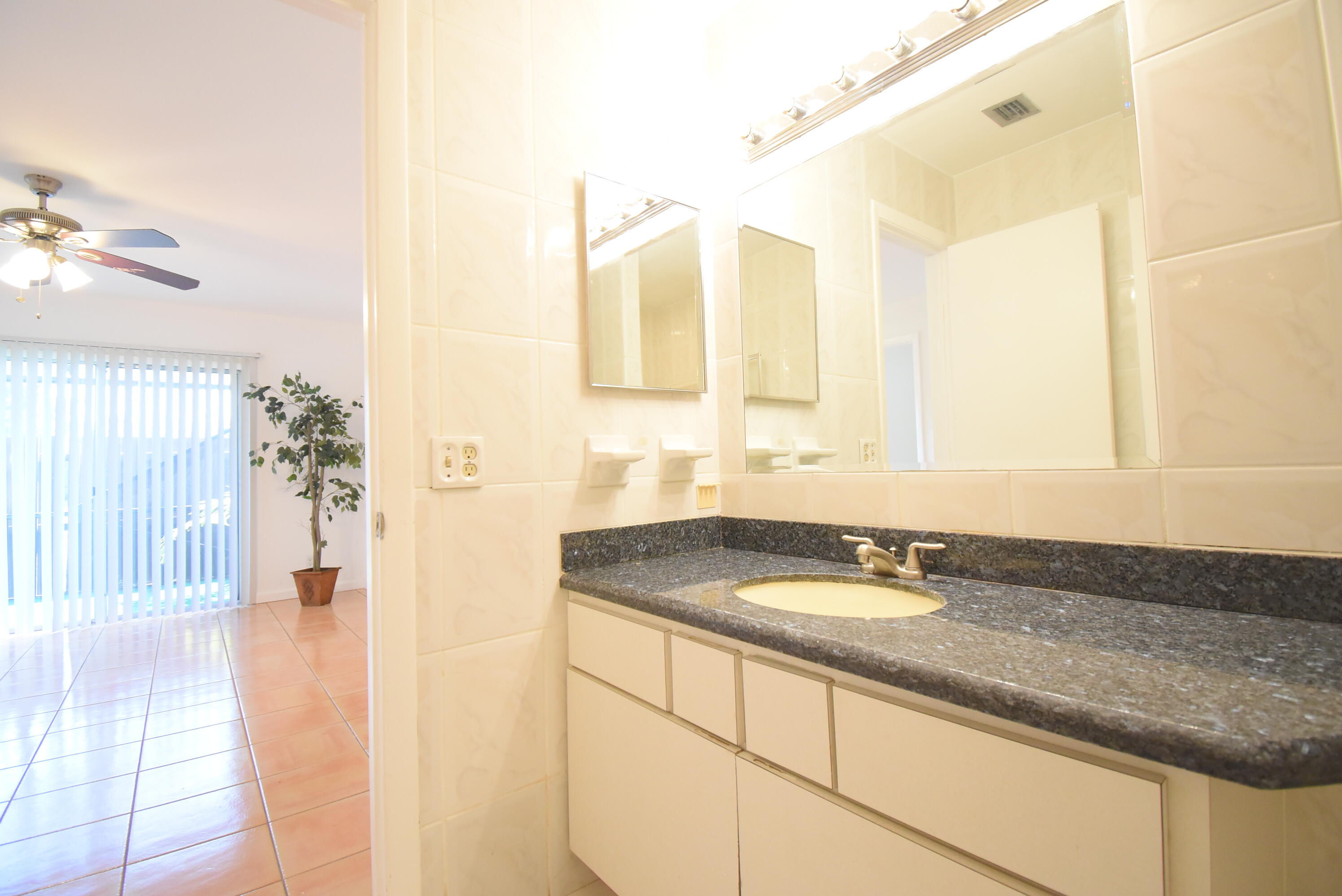 11667 Timbers Way Boca Raton, FL 33428 - Photo 9 of 27 DSC_0962